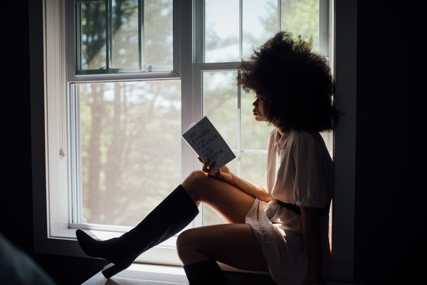comment aménager un coin lecture cosy dans sa maison