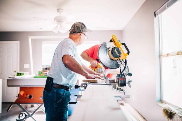 Comment organiser votre espace de travail durant les travaux de rénovation